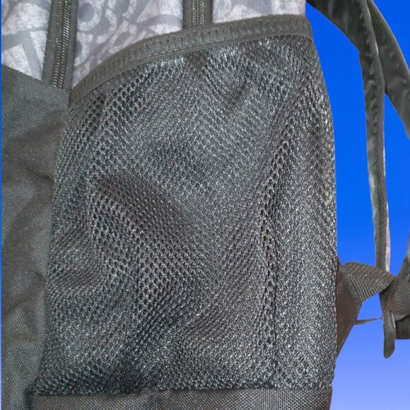 NWT ADIDAS FUNDARE BACKPACK - Picture 13 of 14